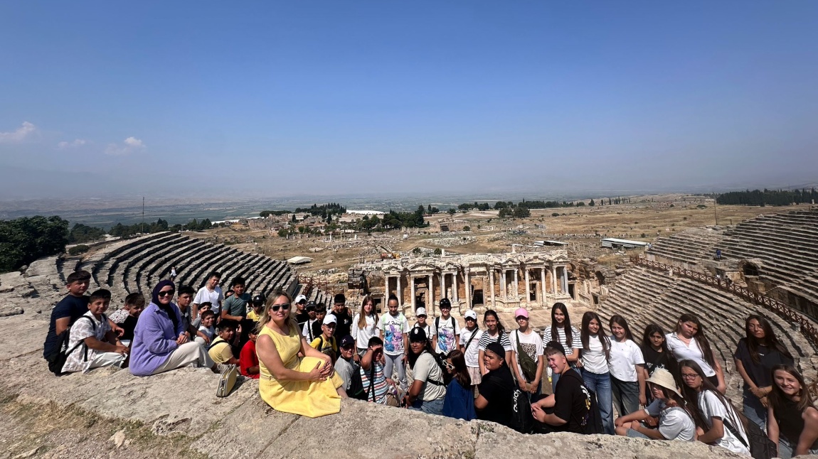 PAMUKKALE VE KAKLIK MAĞARASI GEZİSİ